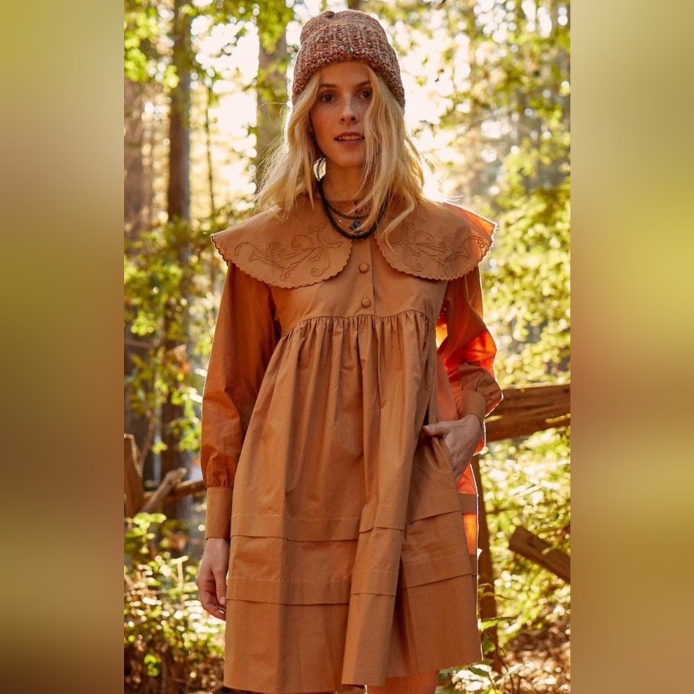 HUNTER BELL Dress || Medium